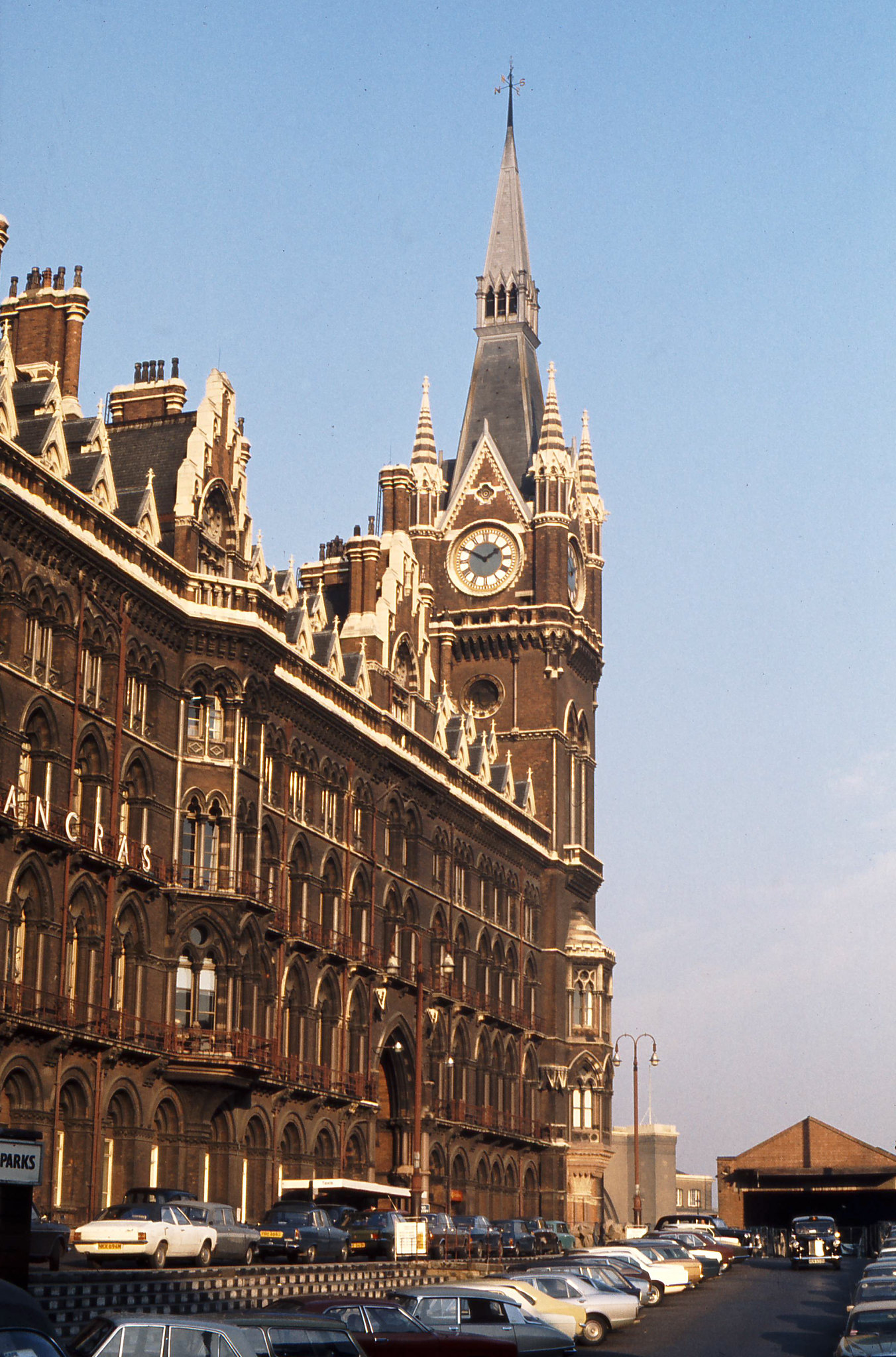 St. Pancras station frontage on 24th November 1975.