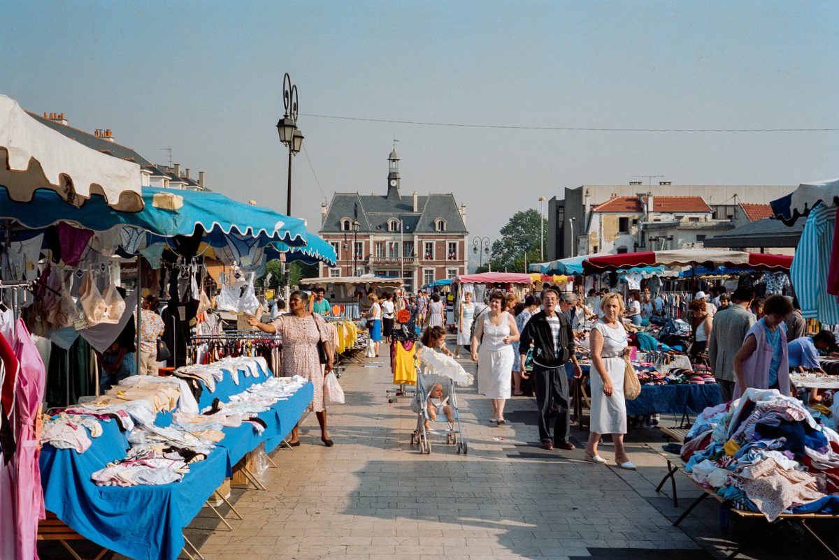 Les Puces de Saint-Ouen, Paris, France, 1990