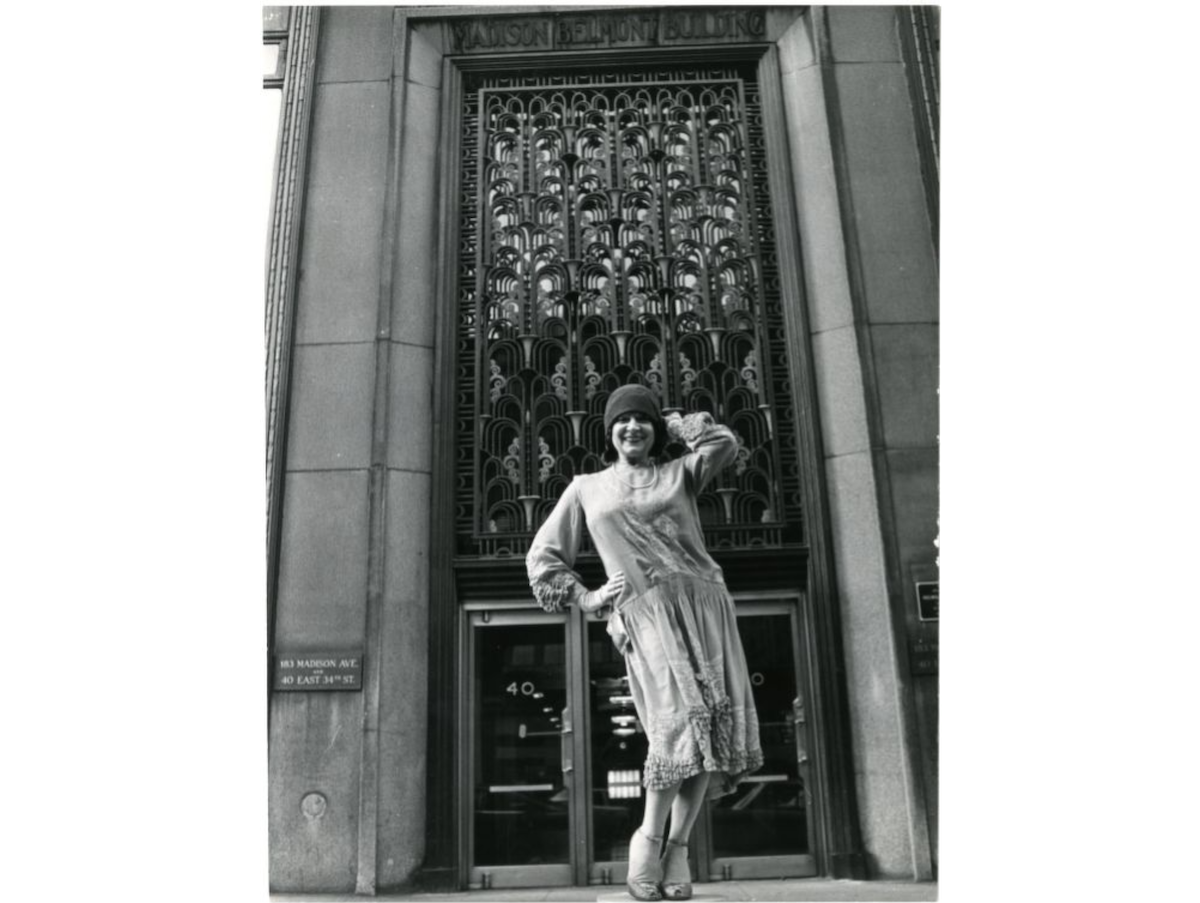  181 Madison Avenue (built 1914-1925). 181 Madison Avenue, Madison Belmont Building, art deco entrance- Model in 1920's fashion. 