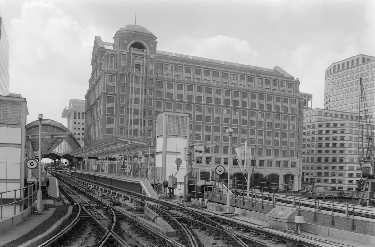 DLR-Station-Canary-Wharf-Tower-Hamlets-1994