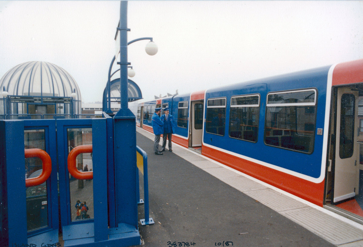 Docklands Light Railway, Island Gardens station, Millwall, Tower Hamlets, 1987