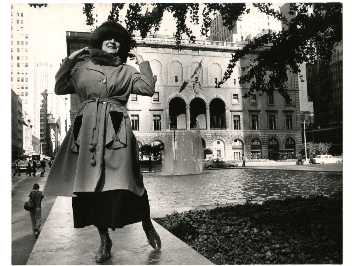 Racquet and Tennis Club (built 1918). Racquet and Tennis Club, 370 Park Avenue at 52nd Street, by McKim Mead and White, Italian Renaissance style. Model in fashions of 1918.