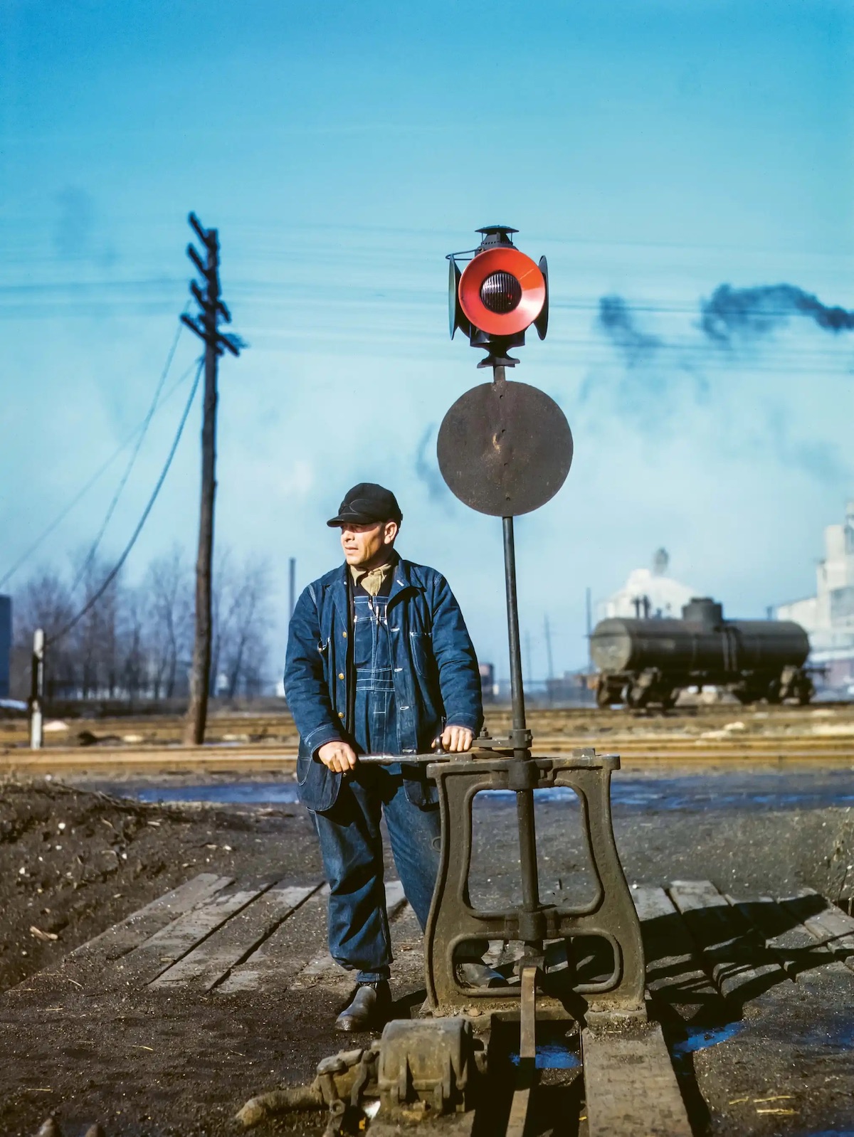 Daniel Senise, Indiana Harbor Belt Railroad yard, Chillicothe, Illinois, 1943