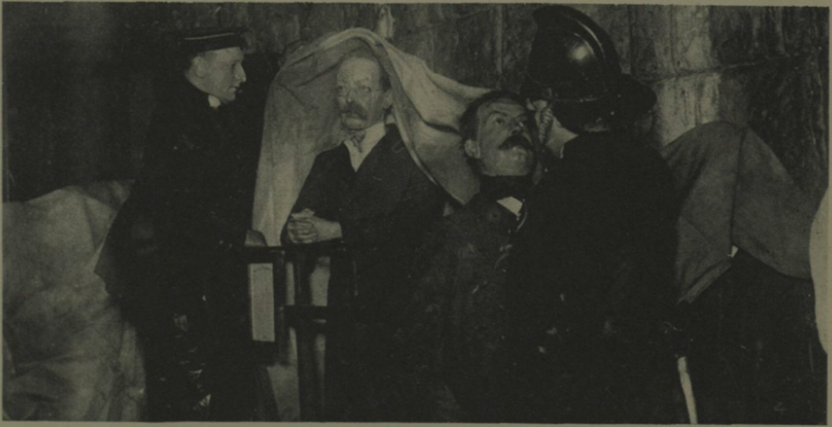 Murderer Dr Crippen (left mannequin) was one of the few effigies to be saved from the fire. (c) Illustrated London News Group.