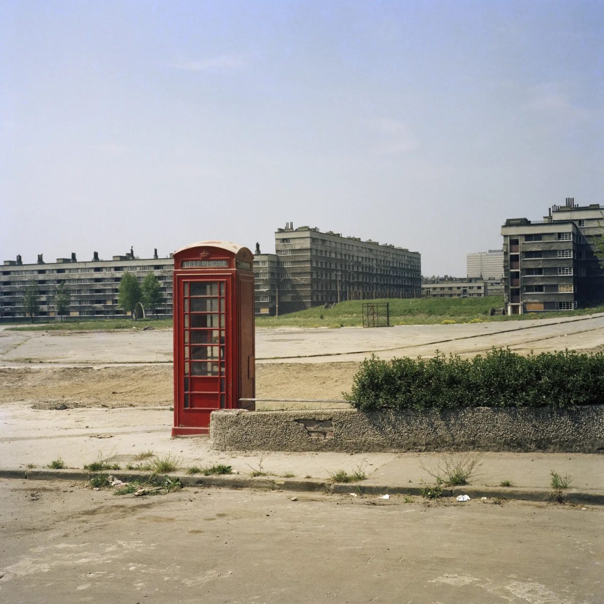 Peter Mitchell, The Kitson House telephone, Quarry Hill Flats, 1978 © Peter Mitchell