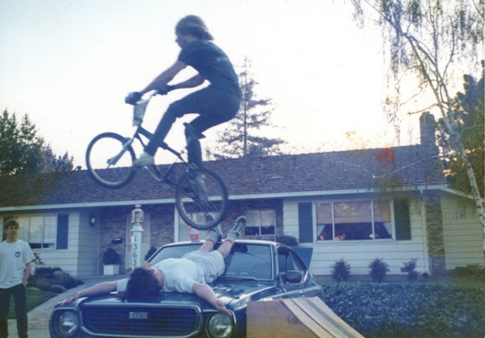kids jumping bikes