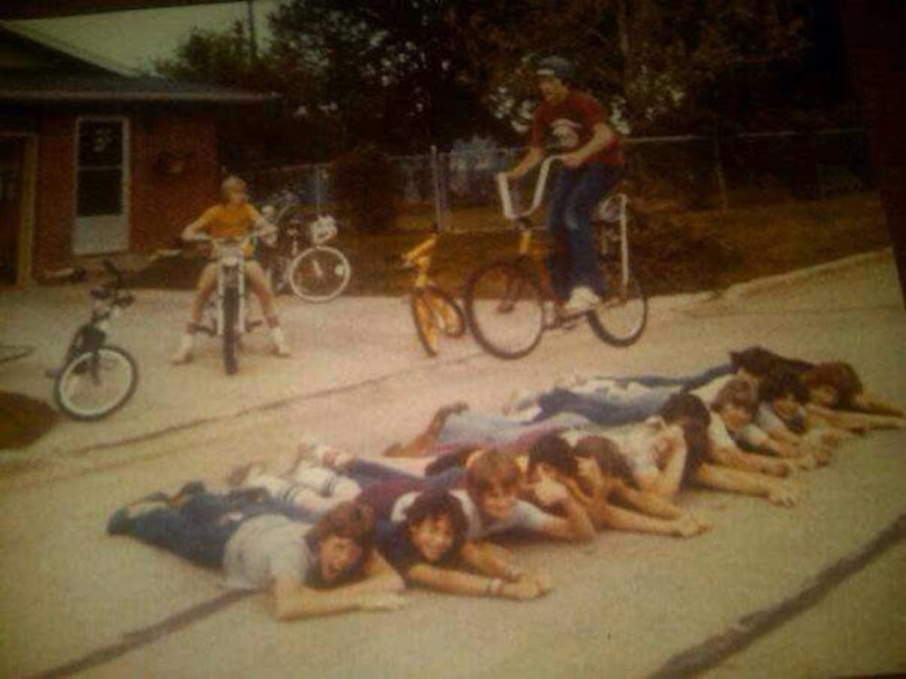 kids jumping bikes