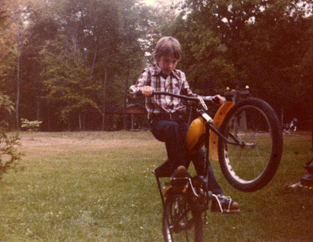 kids jumping bikes