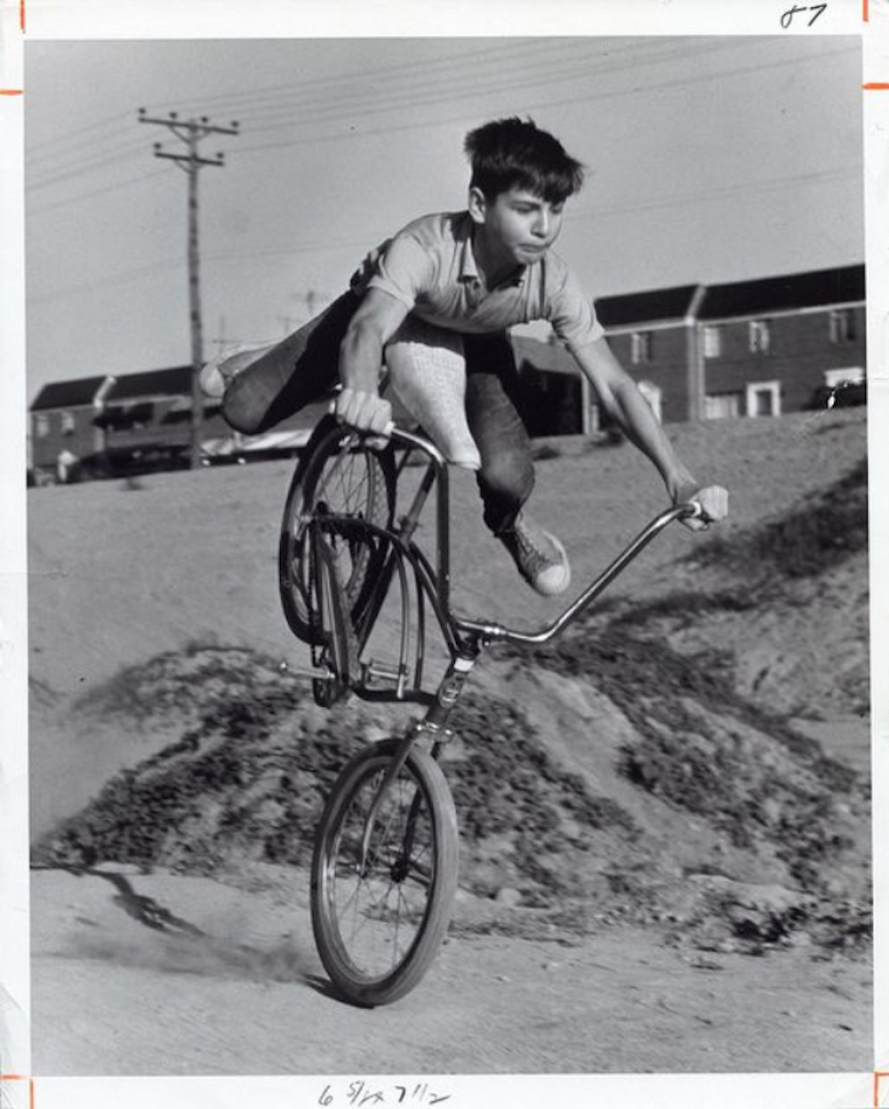 kids jumping bikes