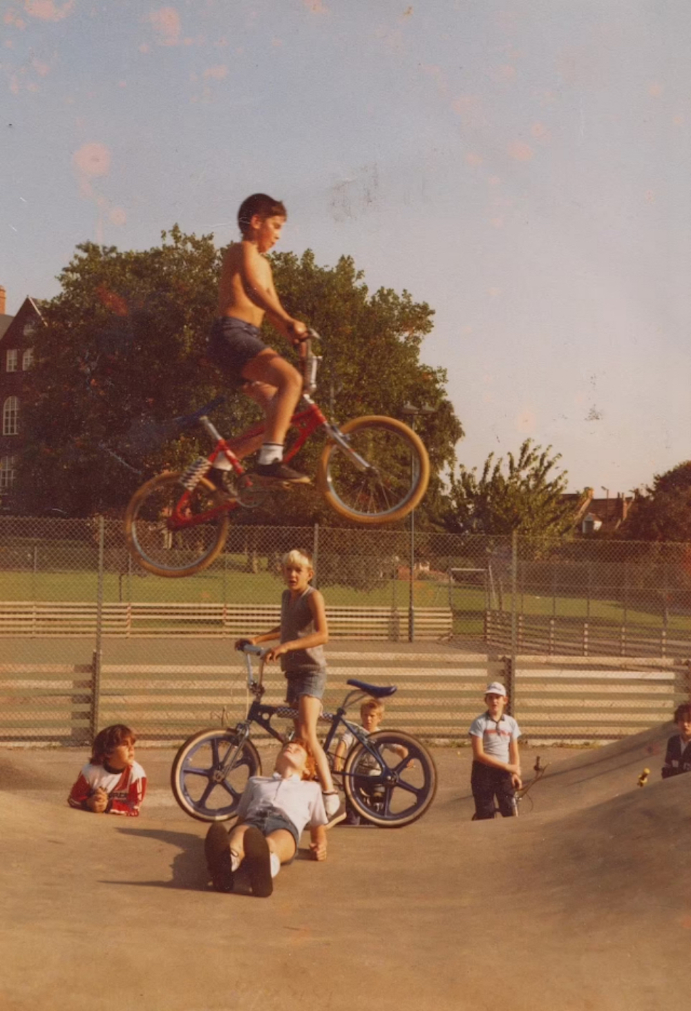 kids jumping bikes