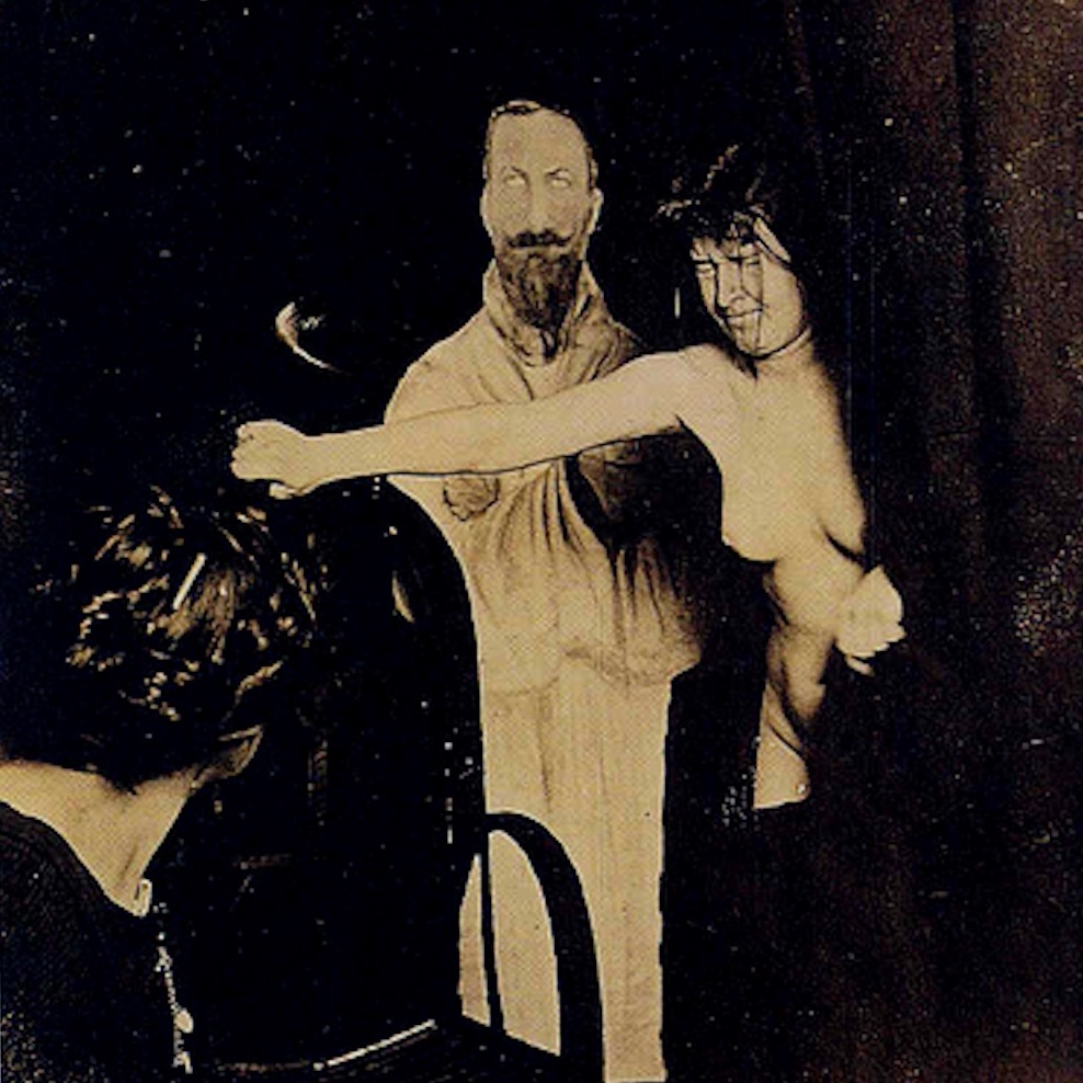 Phenomena of Materialisation : Investigating The Naked Psychic Eva Carrière