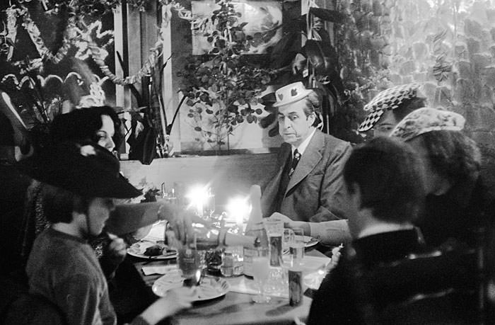 jurgen-schadeberg - happy hour