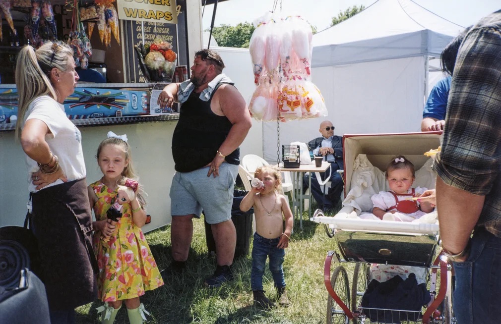 I Am a Stranger in This Country: An  Outsider Photographs Britain and Ireland’s Travellers