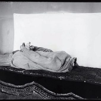 Martin Munkacsi And The Decapitated Magician, Budapest, 1928