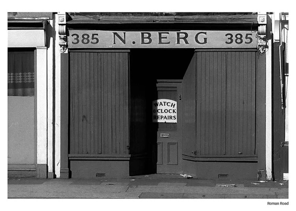 London cafe and shop N. Berg