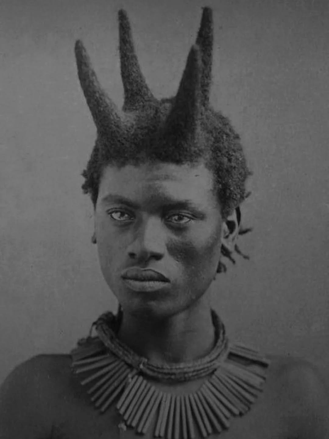 Men’s Hairdressing as a Work of Art in pre-Colonial Africa
