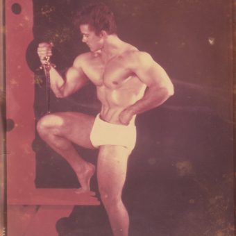 27 Found Photos of People Standing On One Leg