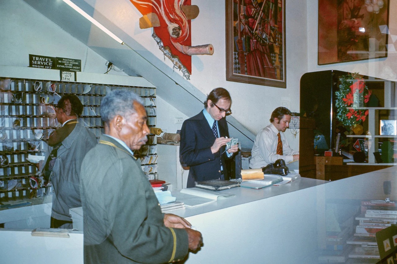 chelsea hotel reception