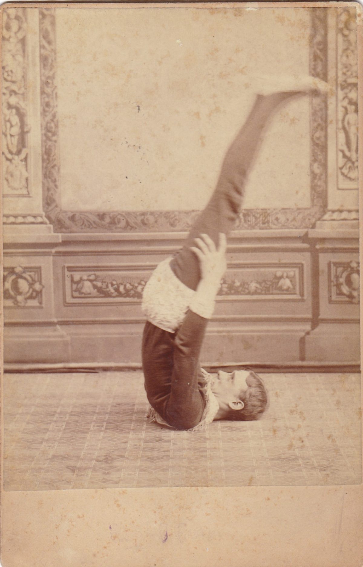 acrobats found photos