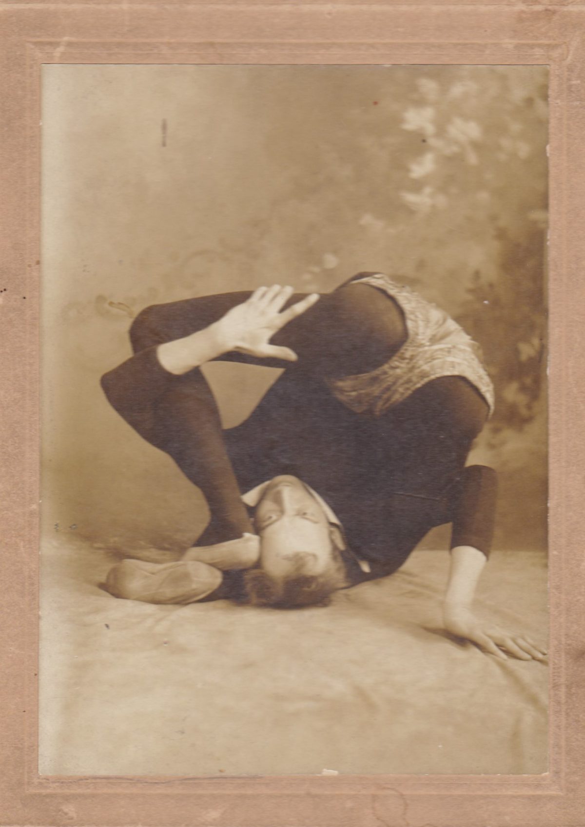 acrobats found photos