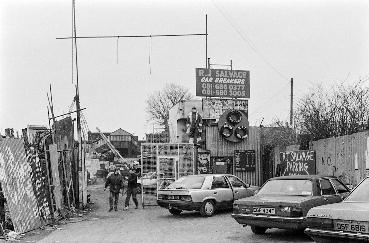 R J Savage, Car Breakers, Purley Way, Waddon, Croydon, 1993