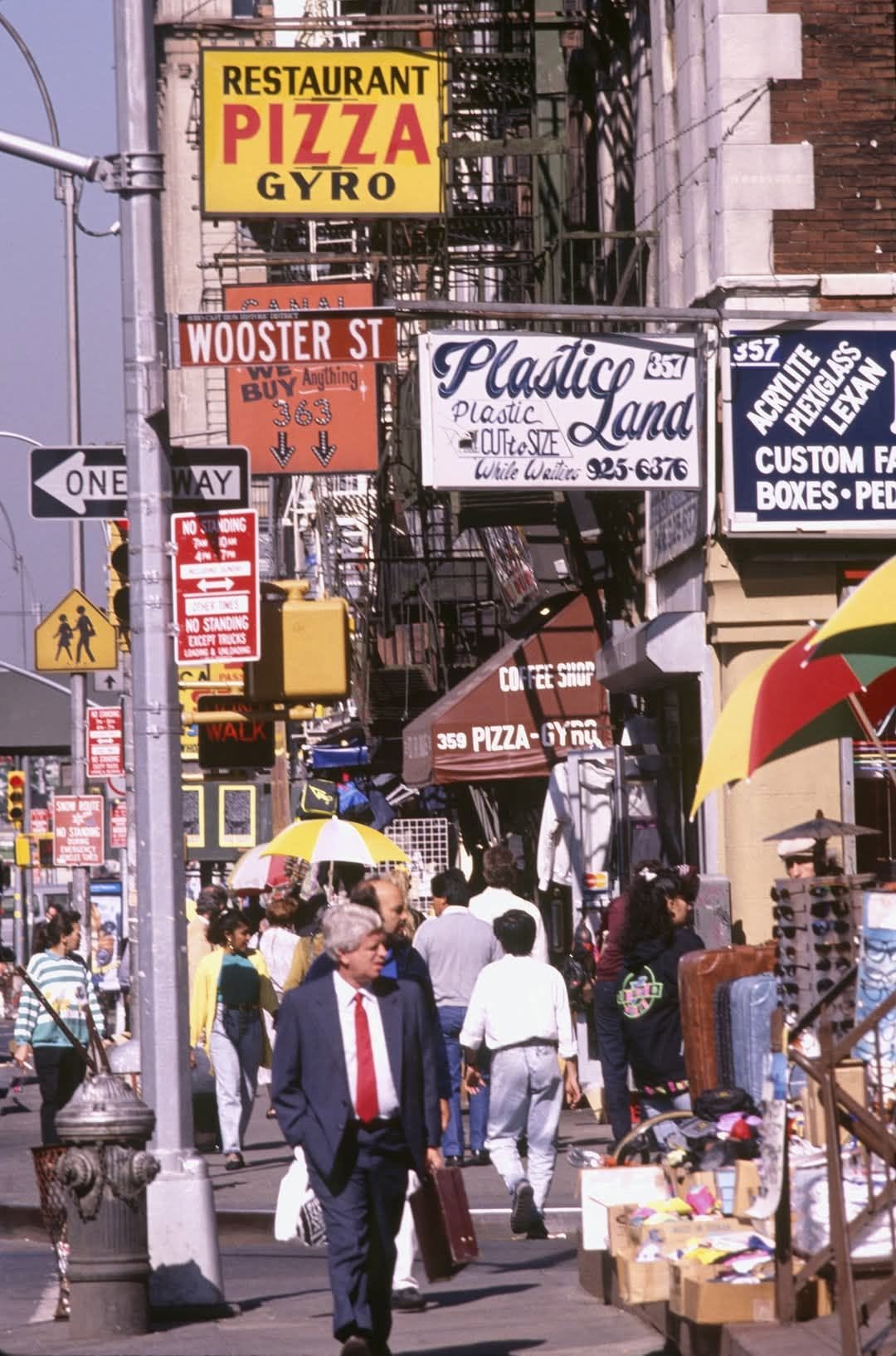 Gyros at Canal Street & Wooster Street, New York City in 1990. I ❤️ Gyros. Photo by Jeff Rothstein.
